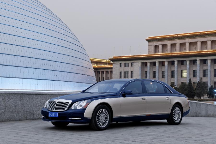  Maybach 62 (V240) 2010 года  (фото 1 из 32)